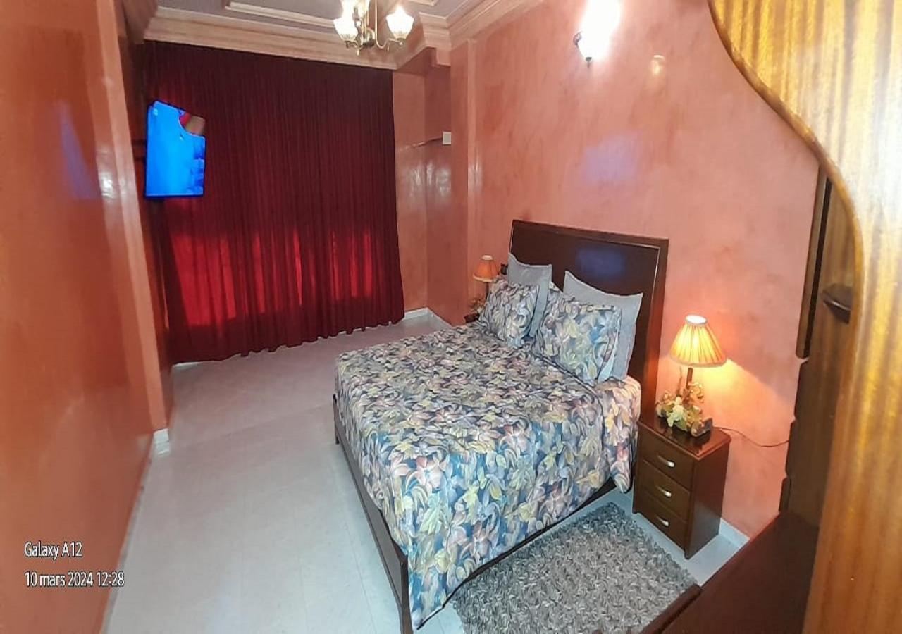 Moroccan Teguemi Casablanca Exterior foto